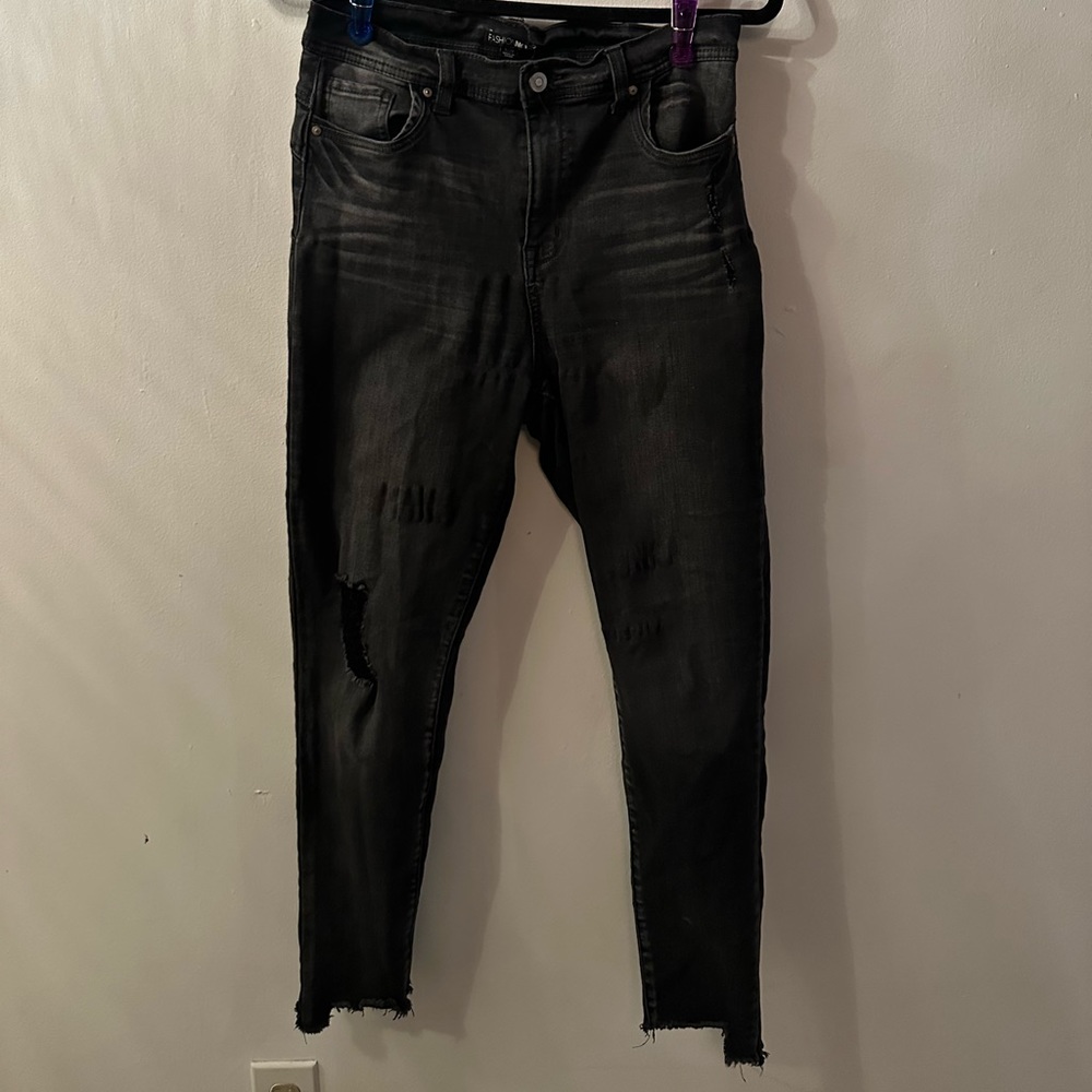Black distressed fashion nova skinny jeans